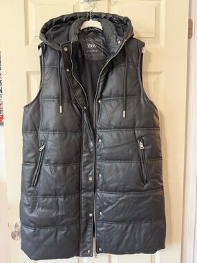 ZARA Black Quilted Faux Leather Hooded Vest